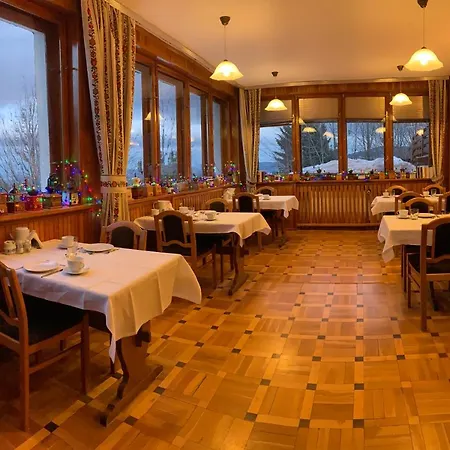 Paradise Gorny Restauracja Viva La Pizza Przy Wyciagu Na Kope Maison d'hôtes